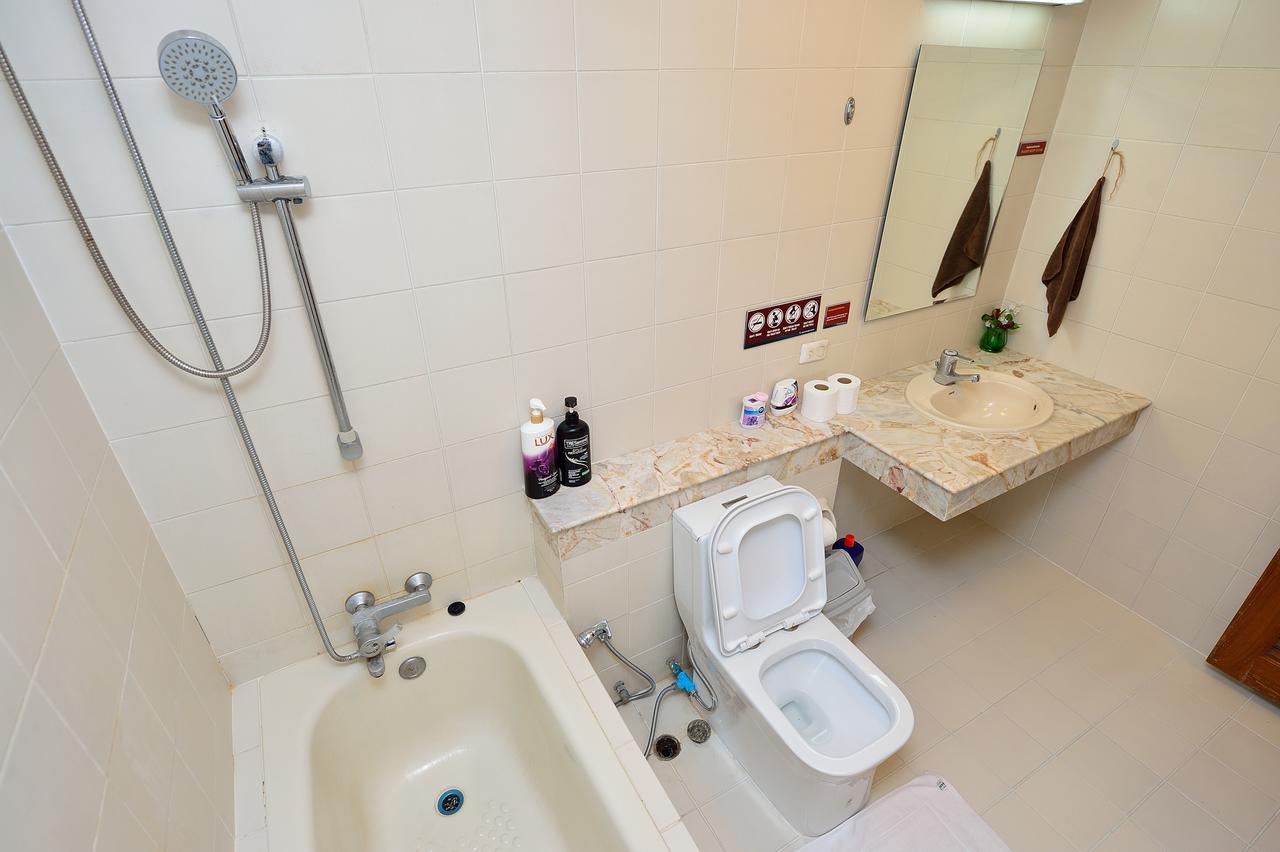 Lost And Found Bed And Breakfast Bangkok Kültér fotó