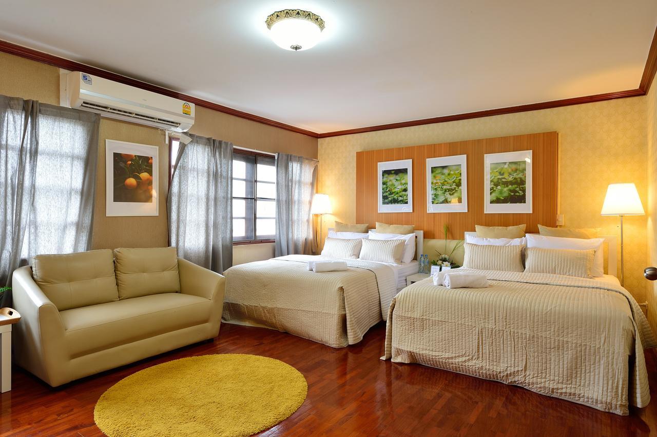 Lost And Found Bed And Breakfast Bangkok Kültér fotó