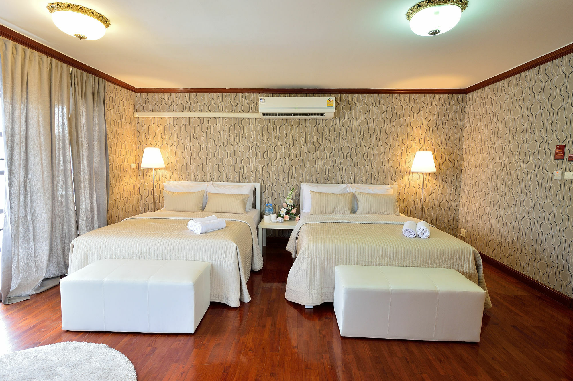 Lost And Found Bed And Breakfast Bangkok Kültér fotó