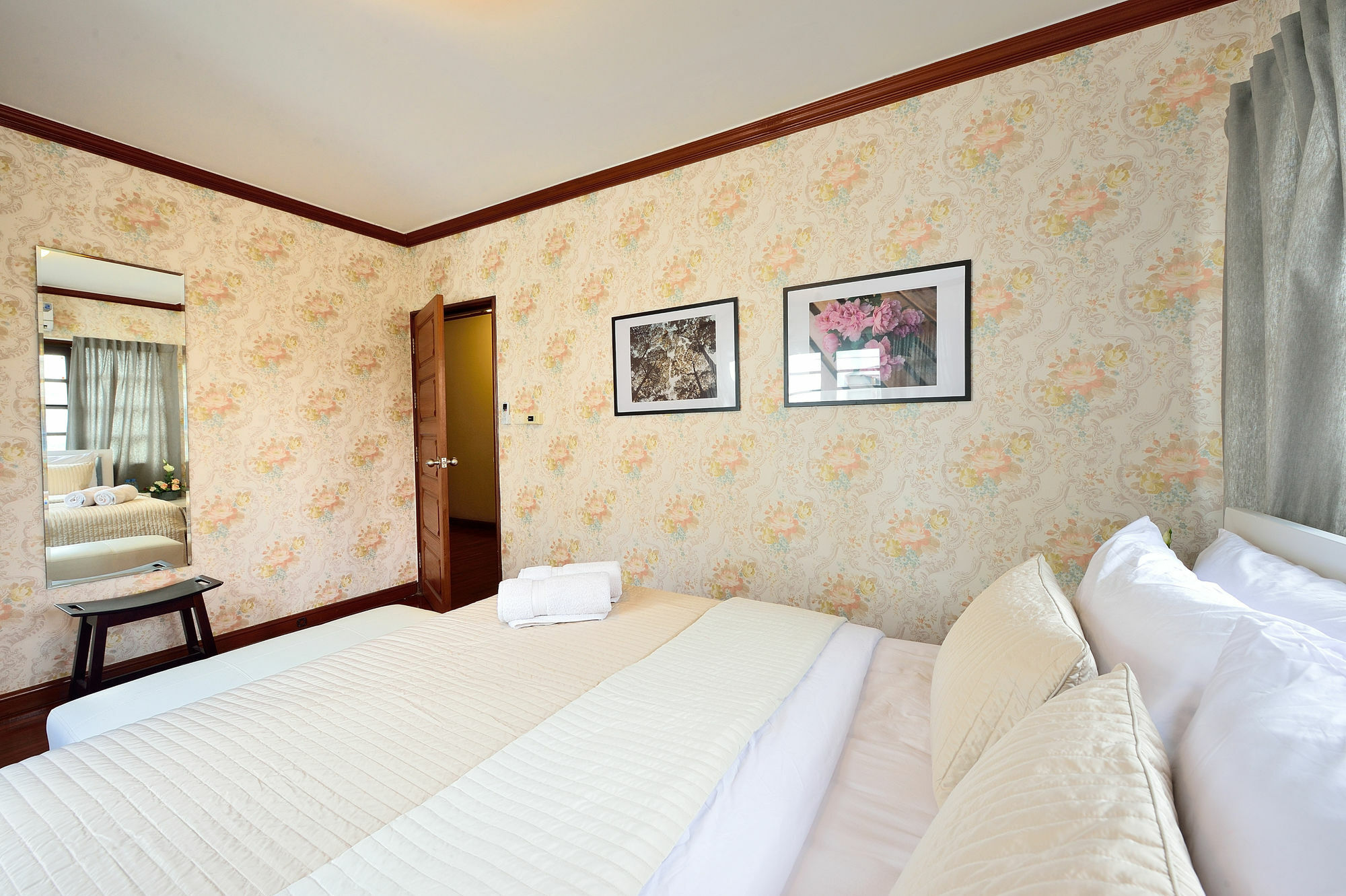 Lost And Found Bed And Breakfast Bangkok Kültér fotó